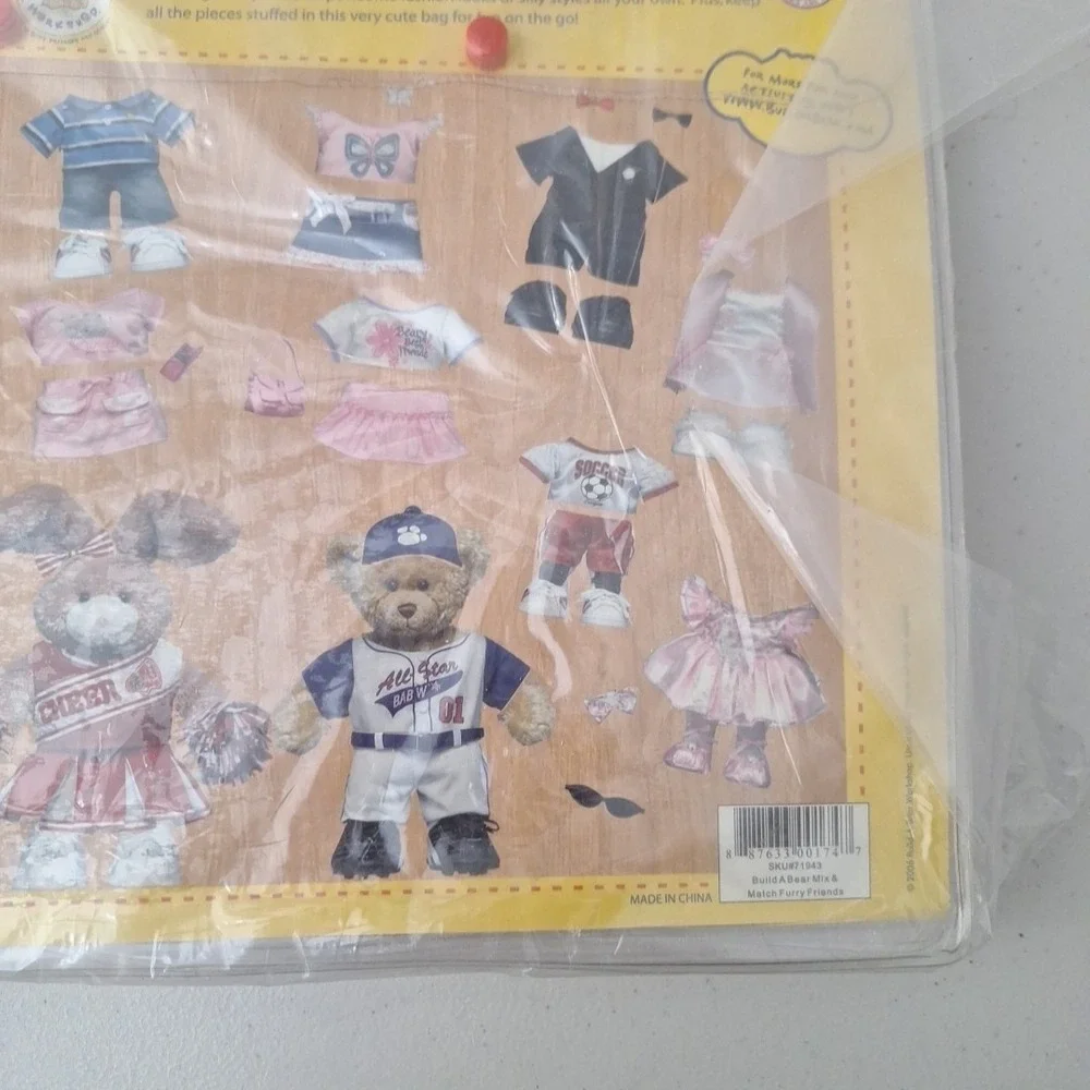 Build-A-Bear Worksheet Mix & Match Furry Friends Magnetic Fashion Toy W/Storage